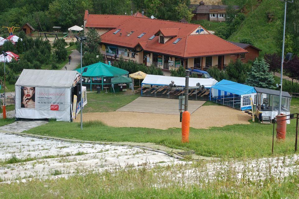 Pensjonat Cztery Pory Roku Tarnowskie Góry Exterior foto