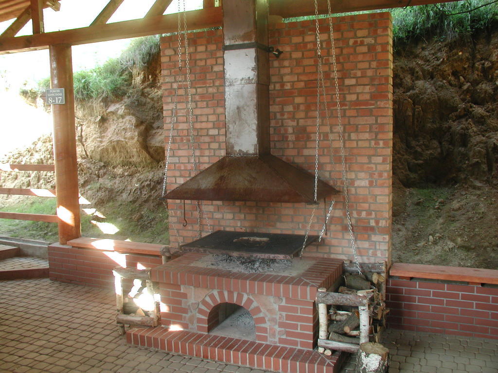Pensjonat Cztery Pory Roku Tarnowskie Góry Exterior foto